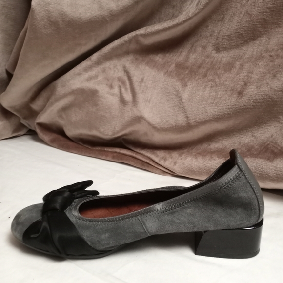 Final Sale  - HISPANITAS Gray Suede w/Black Satin Bow Calani Pump - Picture 2 of 8